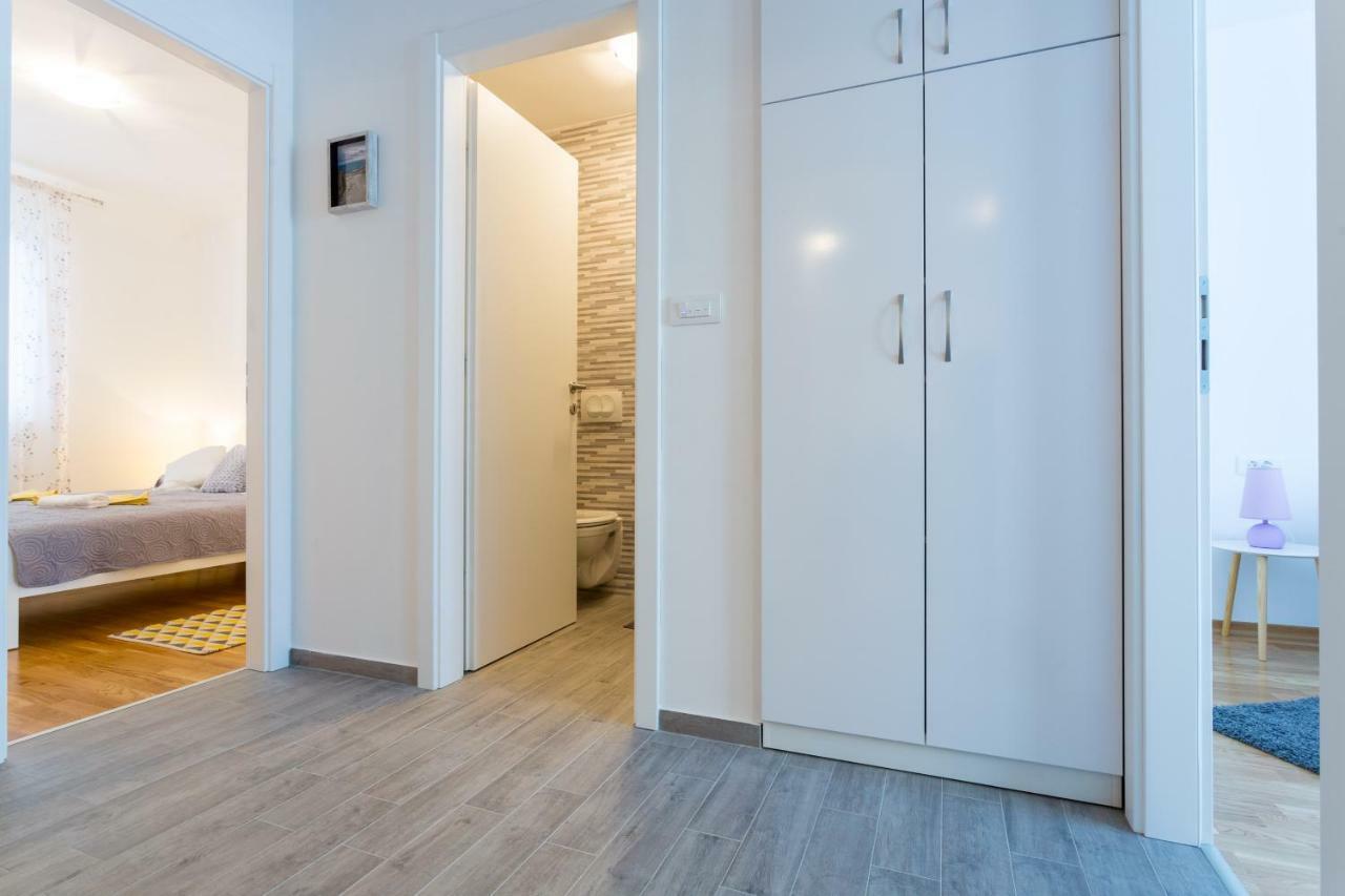 Апартаменти Apartman Matea Подстрана Екстер'єр фото